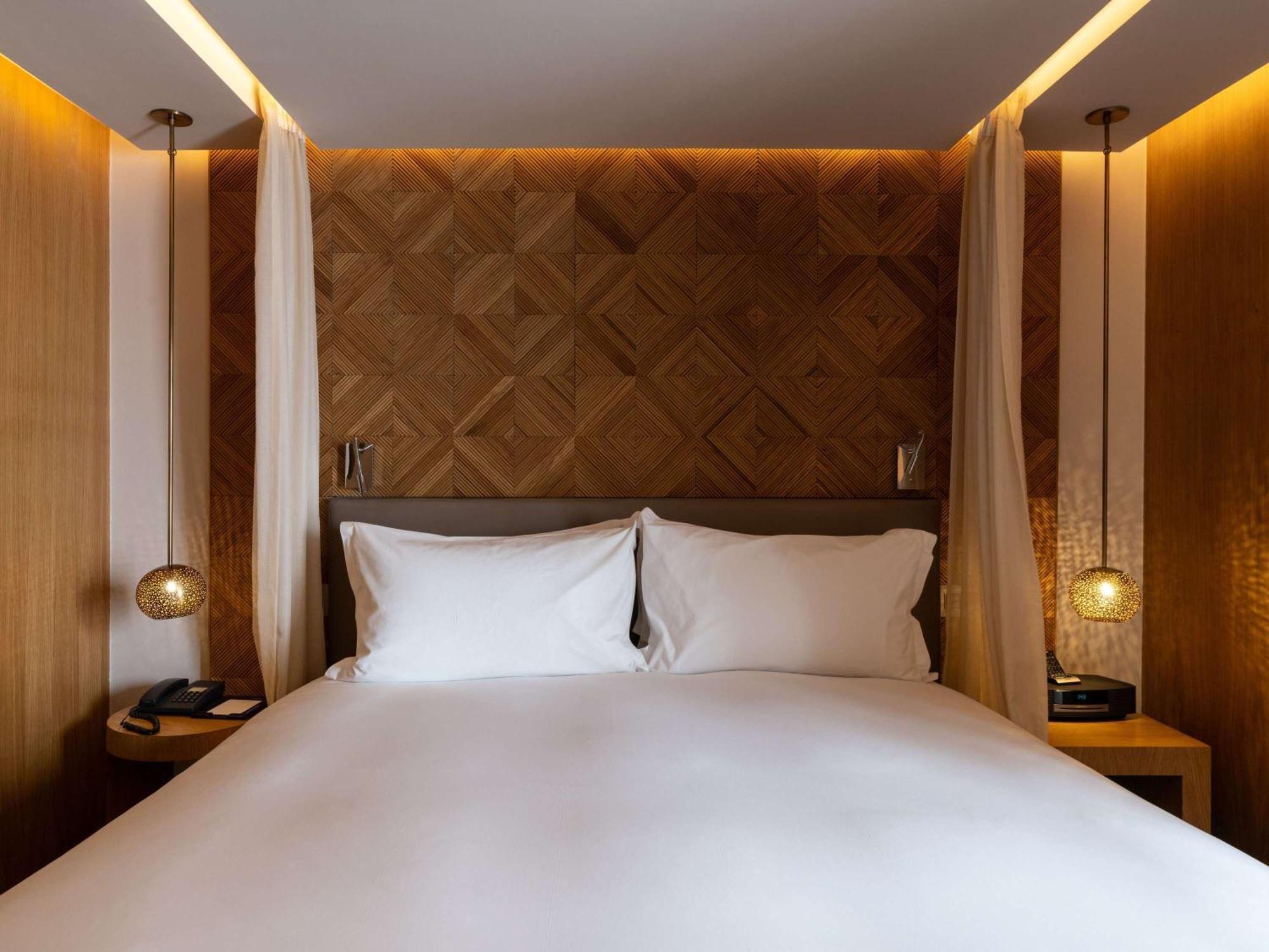 Sofitel Marrakech Palais Imperial & Spa Marrakesh Luaran gambar A bedroom at the hotel