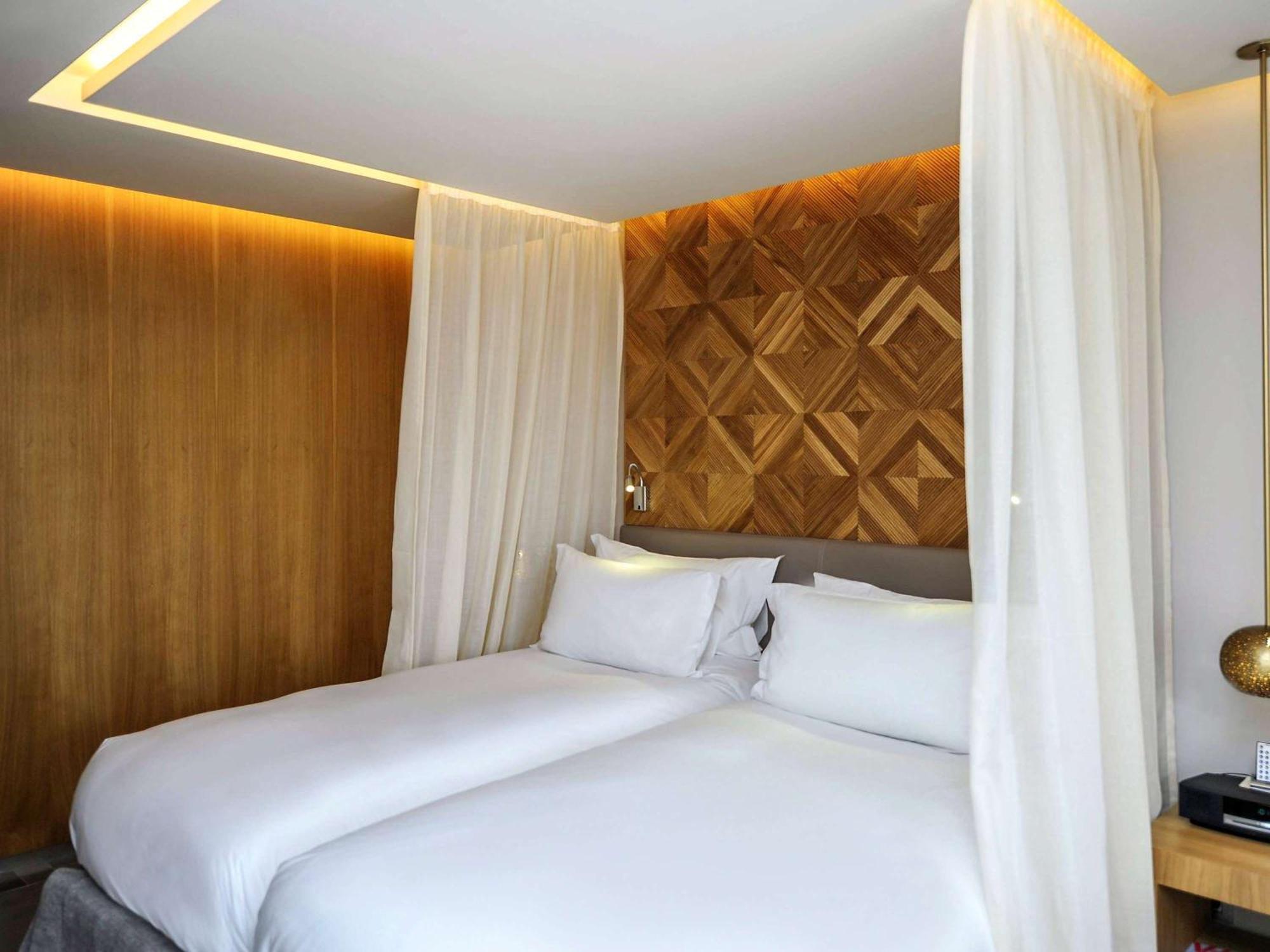 Sofitel Marrakech Palais Imperial & Spa Marrakesh Luaran gambar A bedroom at the hotel