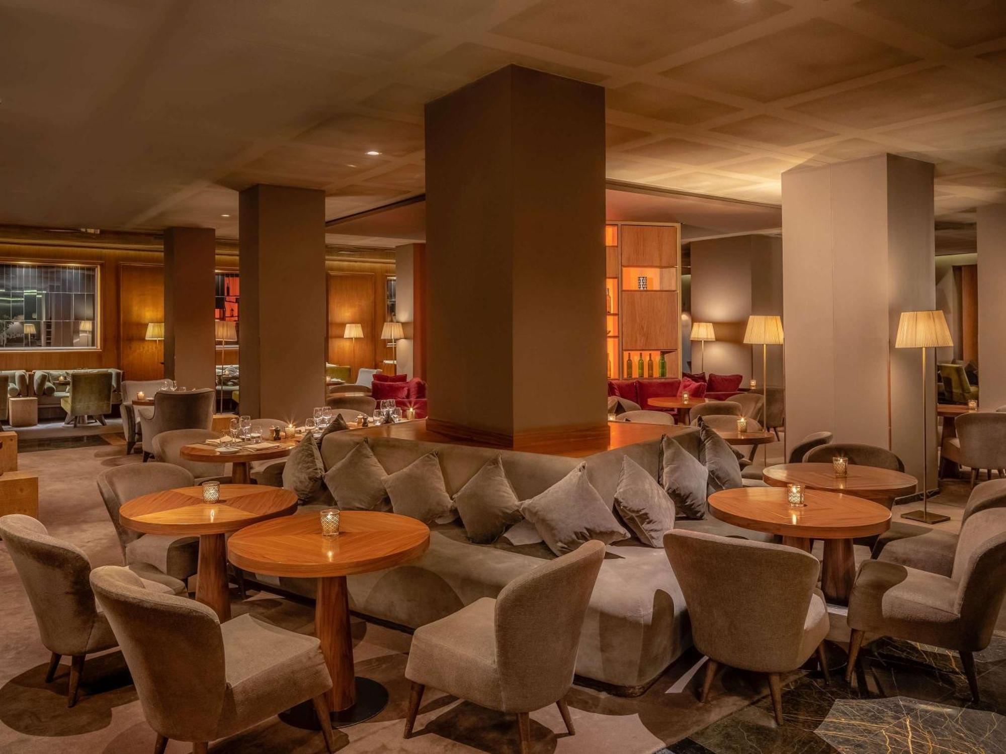 Sofitel Marrakech Palais Imperial & Spa Marrakesh Luaran gambar The lounge at the hotel