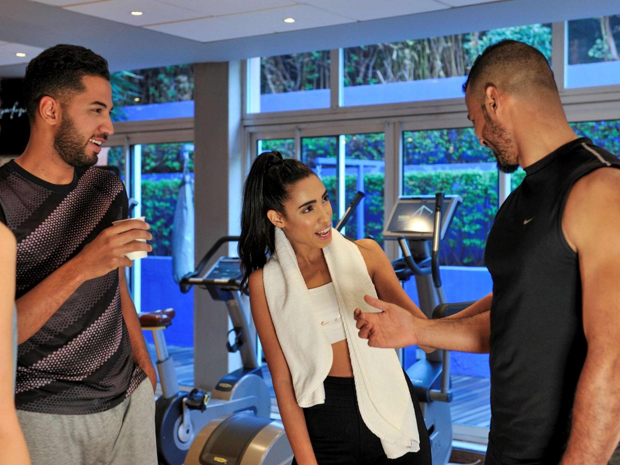 Sofitel Marrakech Palais Imperial & Spa Marrakesh Luaran gambar Personal trainer with clients