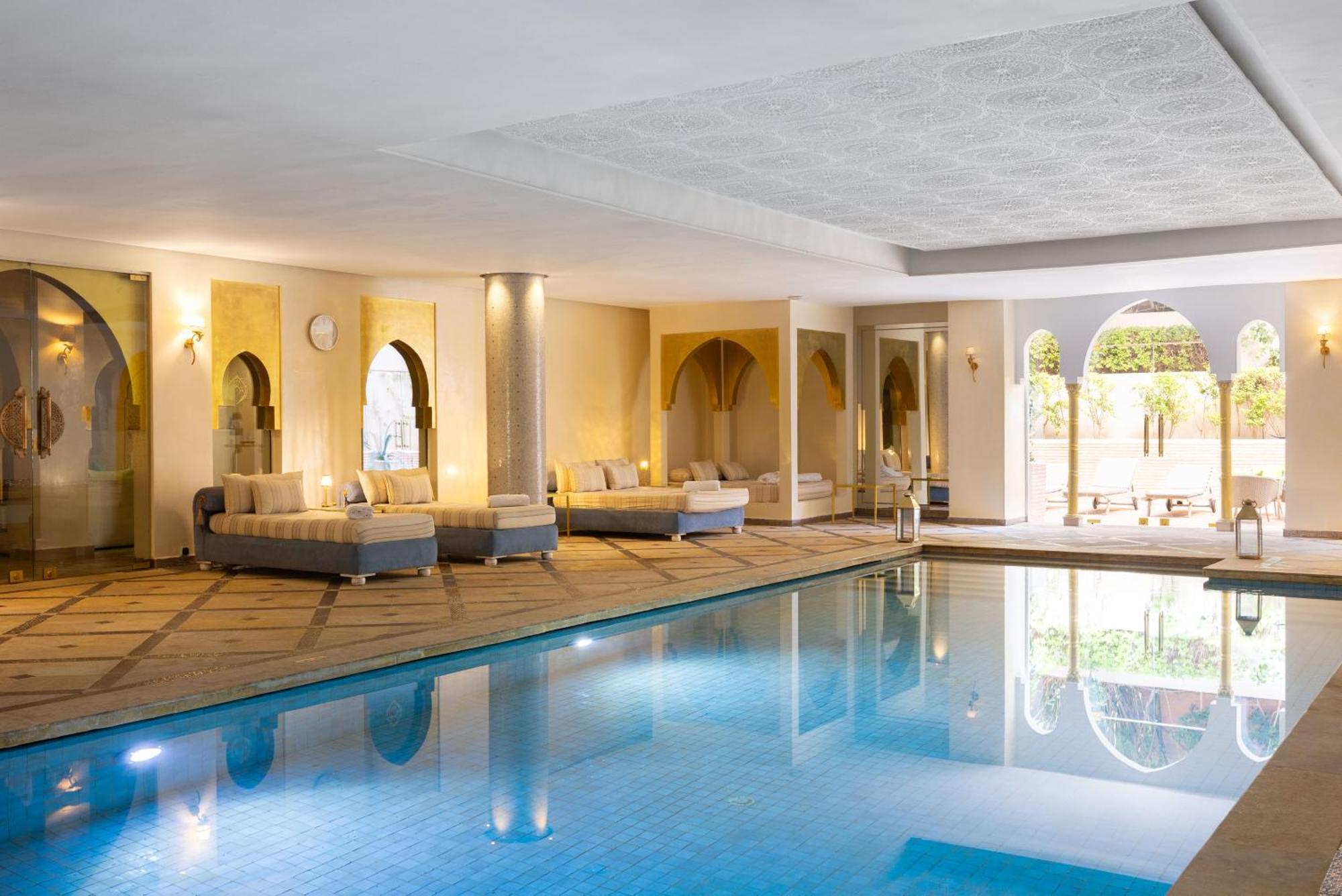 Sofitel Marrakech Palais Imperial & Spa Marrakesh Luaran gambar The swimming pool at the hotel