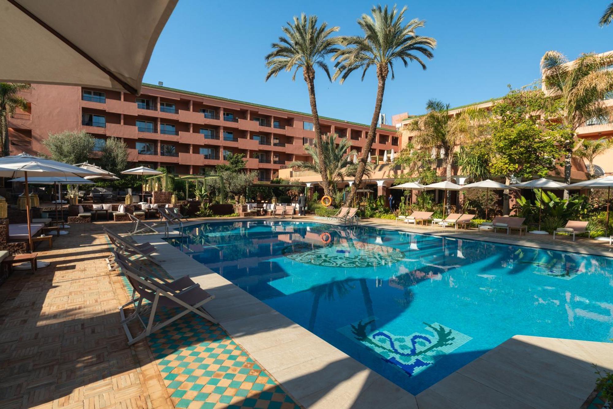Sofitel Marrakech Palais Imperial & Spa Marrakesh Luaran gambar The swimming pool at the hotel